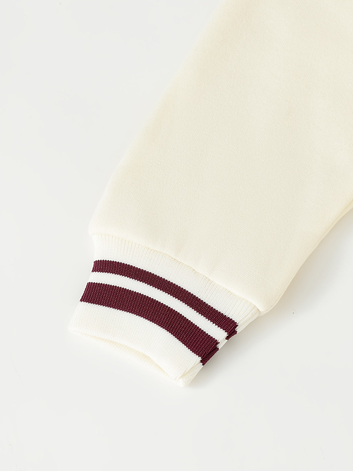 Conjunto de 2 Piezas "Preppy Bear" para Niño – Sudadera Polo Blanca con Parche de Oso y Pantalón de Pana Vino (Otoño/Invierno) (6M - 3Y)