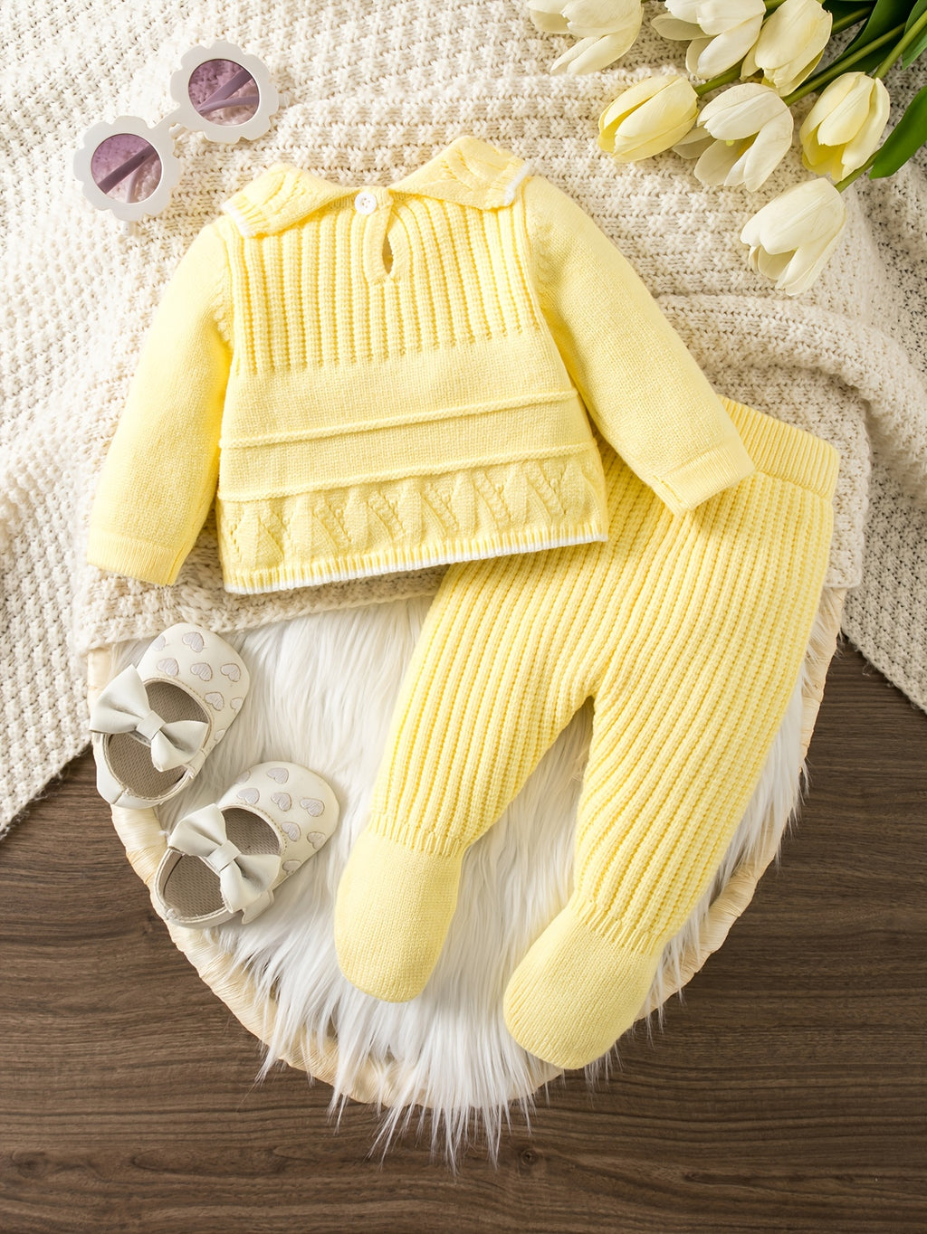 Conjunto de Ropa Tejida de Manga Larga con Lazo para Bebé en Color Amarillo (Suéter con Cuello y Pantalón con Pies, Estilo Elegante para Primavera) (1M - 9M)