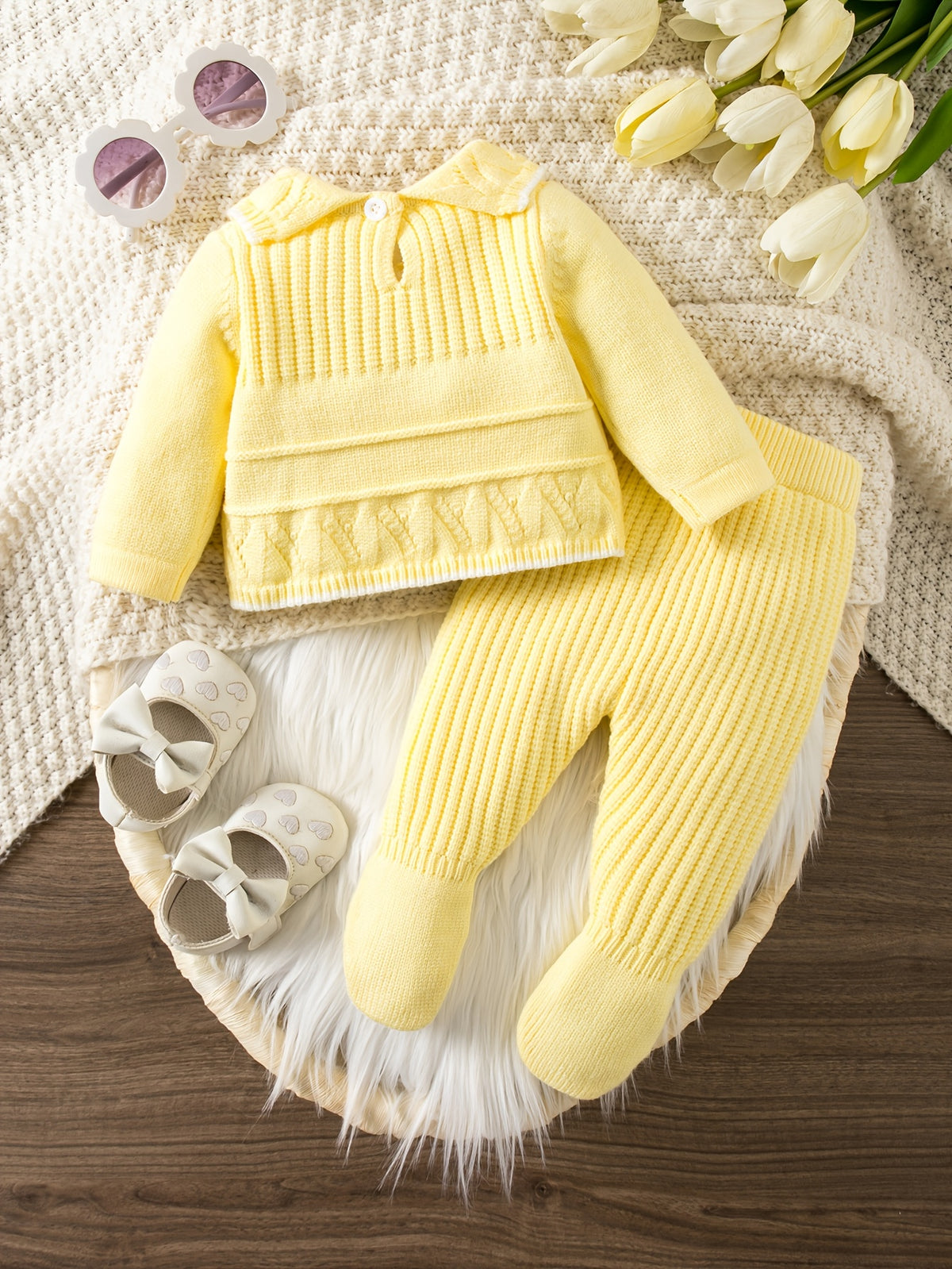 Conjunto de Ropa Tejida de Manga Larga con Lazo para Bebé en Color Amarillo (Suéter con Cuello y Pantalón con Pies, Estilo Elegante para Primavera) (1M - 9M)