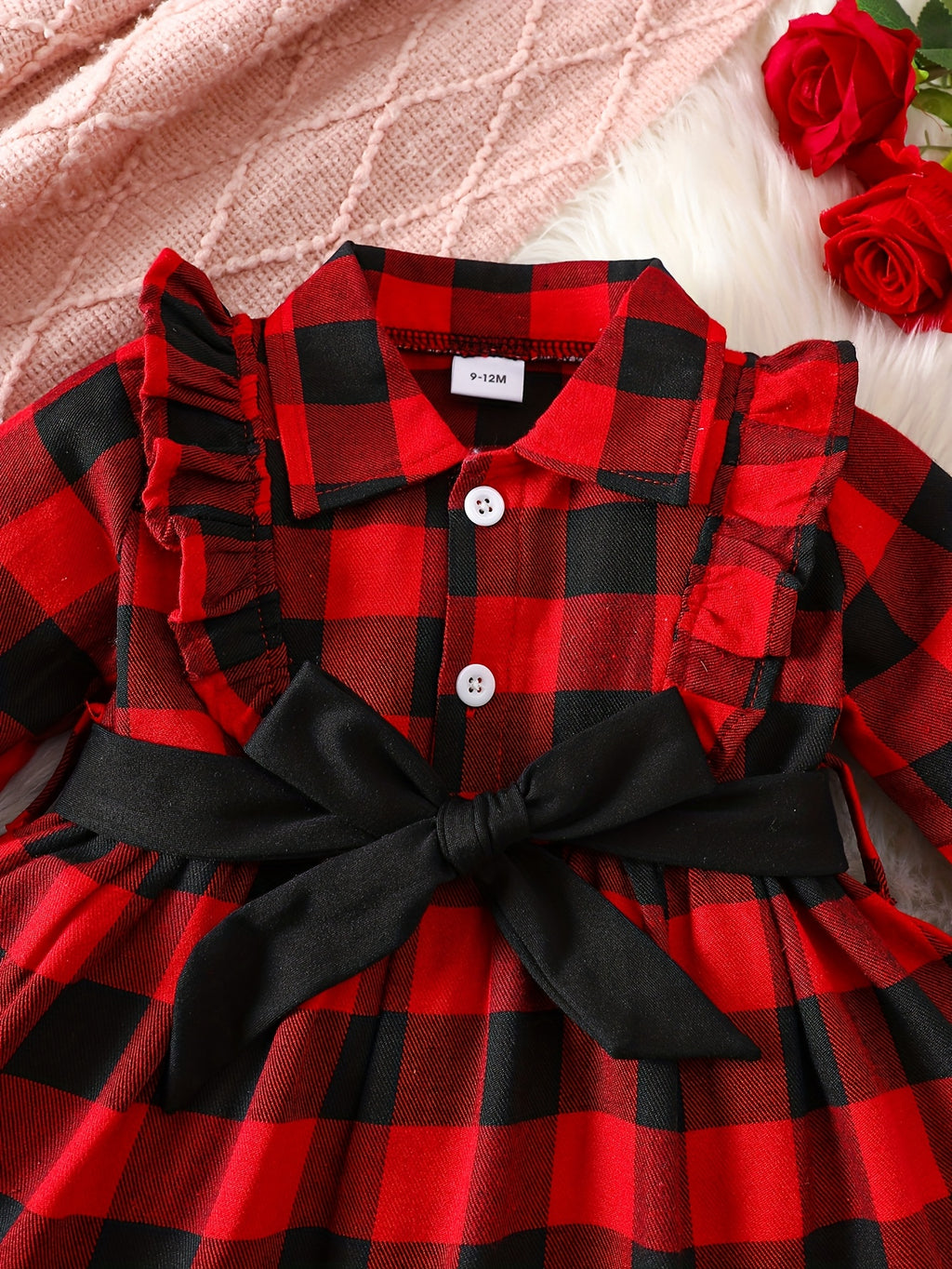 Conjunto Navideño de 2 Piezas para Bebé Niña: Blusa de Manga Larga a Cuadros Rojos con Lazo Negro y Pantalón Largo (Ideal para Fiestas y Otoño/Invierno) (6M - 3Y)