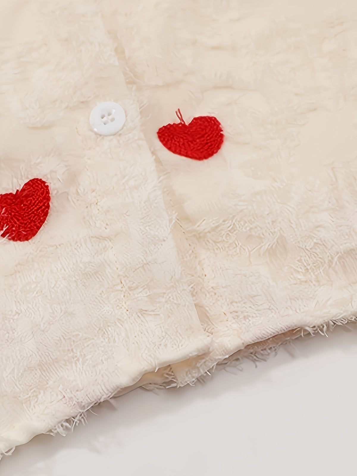 Conjunto de 2 Piezas para Niña: Blusa Blanca de Manga Larga con Estampado de Corazones y Cuello con Volantes con Overol de Mezclilla (9M - 4Y)