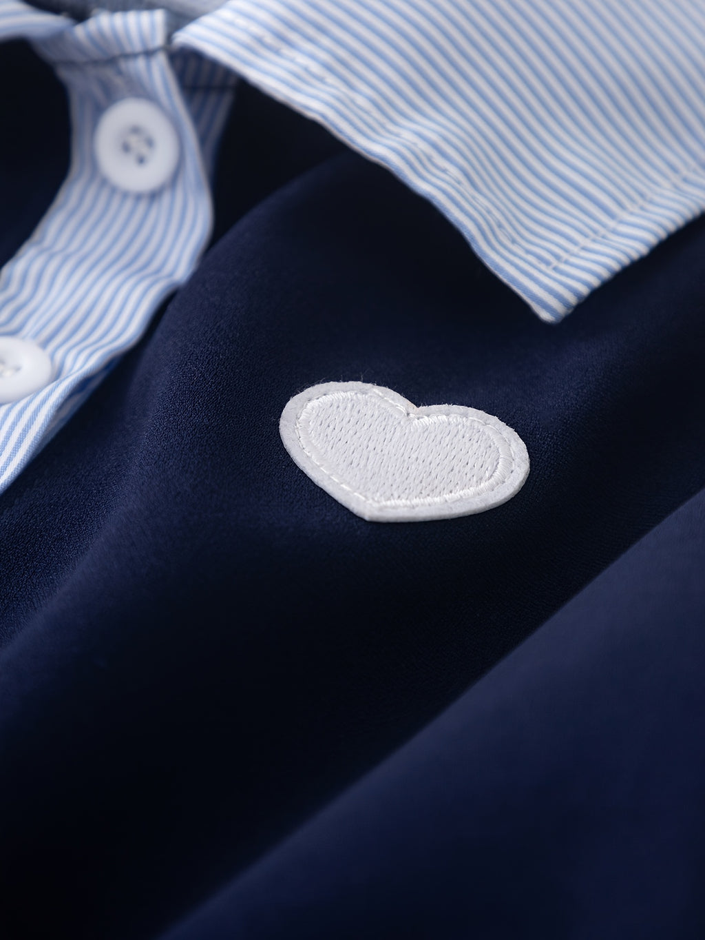 Conjunto de 2 Piezas para Niña: Camiseta Azul Marino de Manga Larga con Cuello Polo y Parche de Corazón con Pantalón Recto a Juego (5 - 7Y)