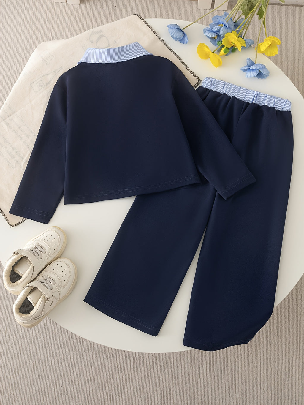 Conjunto de 2 Piezas para Niña: Camiseta Azul Marino de Manga Larga con Cuello Polo y Parche de Corazón con Pantalón Recto a Juego (5 - 7Y)