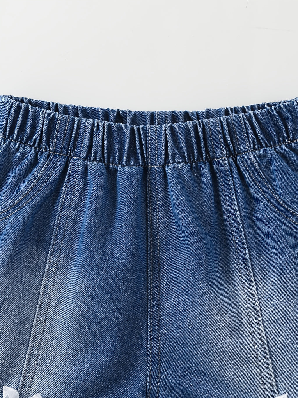Shorts de Mezclilla Lavada para Niñas con Borlas y Lazos Decorativos (Estilo Casual y de Moda para Verano) (Talla 4Y y 5Y)
