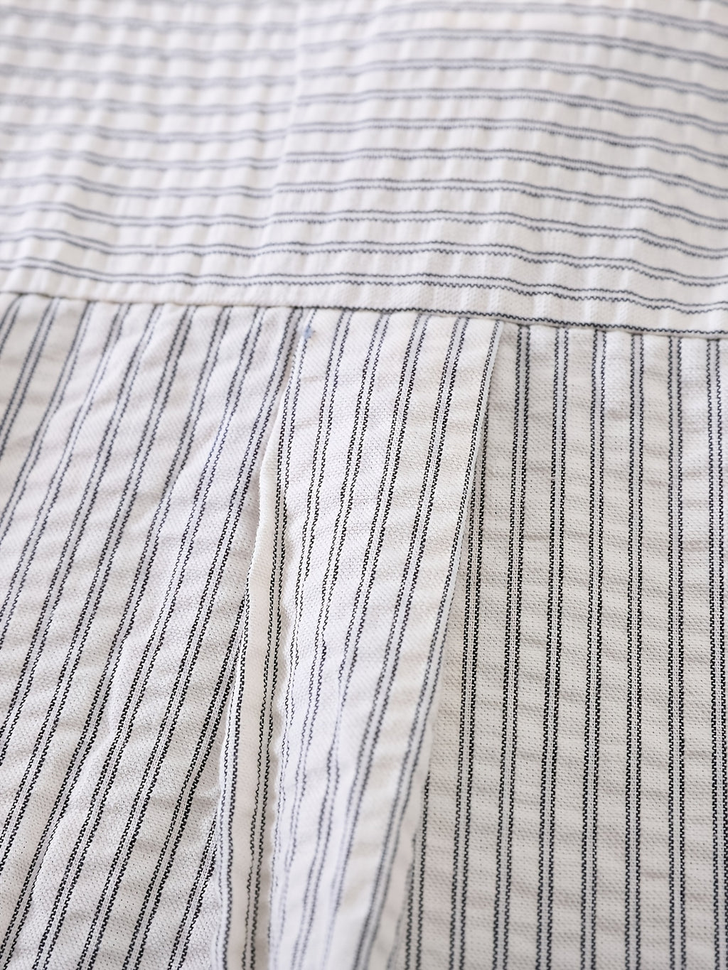 Conjunto de 2 Piezas para Niño con Camisa de Rayas de Manga Larga y Pantalón de Mezclilla (Atuendo Casual y Versátil de Otoño/Primavera) (9M - 6Y)