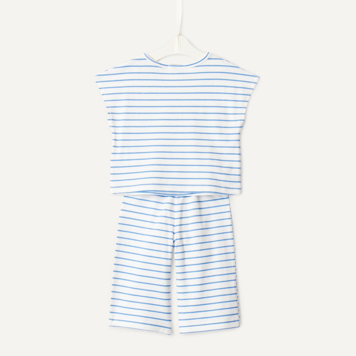 Conjunto Camiseta + Pantalón Piqué | Amazon Essentials x Sofia Grainge | Rayas Azul/Blanco | Niña/Bebé  (0M - 24M)