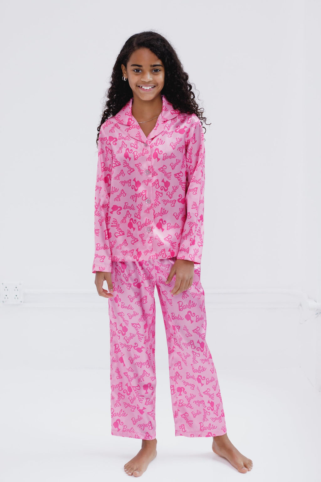 Pijama 2 Piezas Barbie Oficial | Satén Suave + Estampado Completo + Manga Larga | Niña 4-16 Años