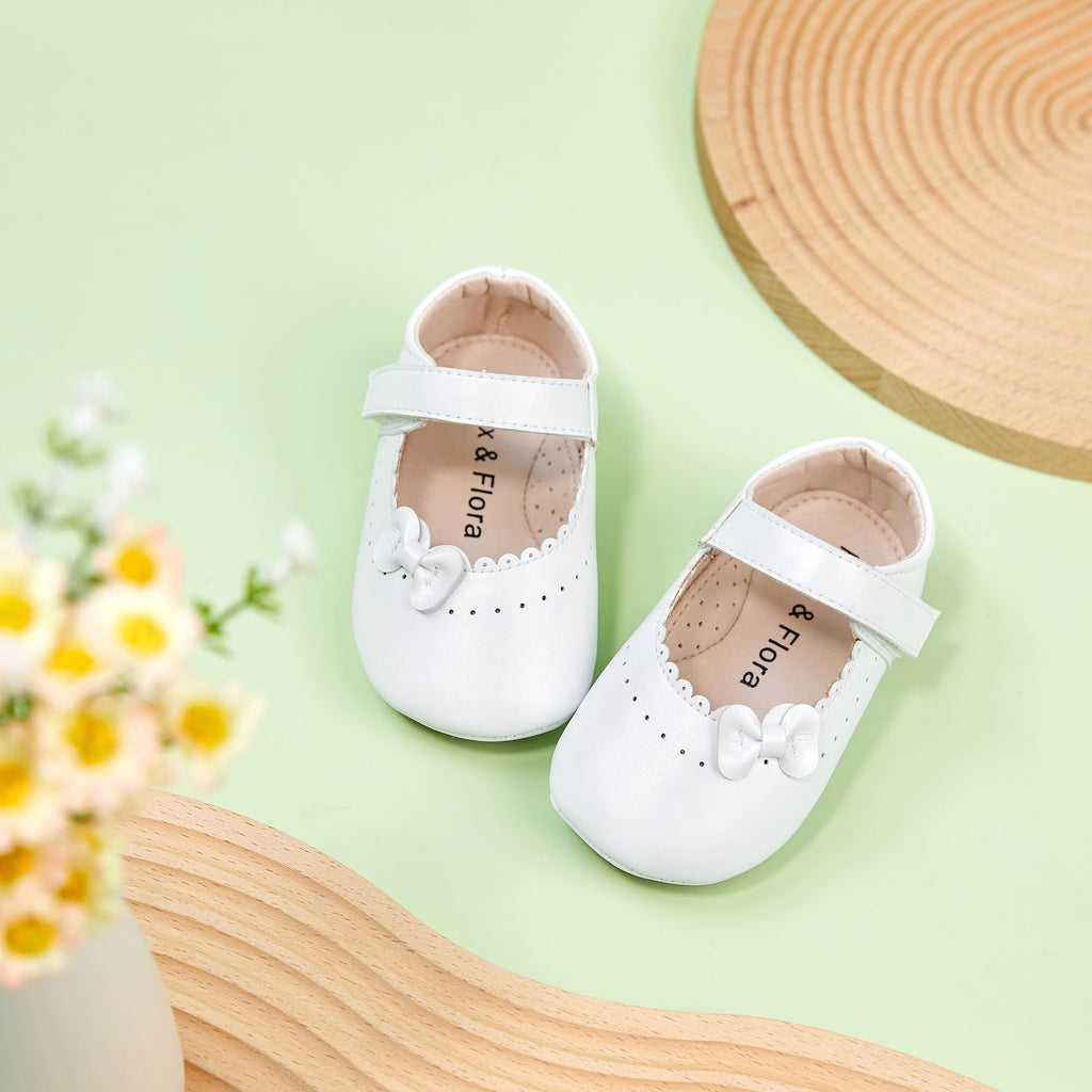 Zapatos de Vestir Antideslizantes de Suela Suave con Lazo para Bebé (Blanco) – Félix & Flora