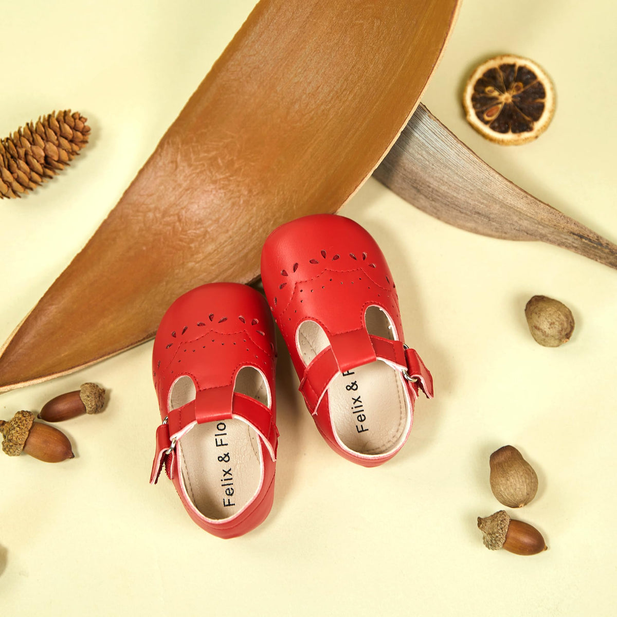 Zapatos de Vestir Estilo T-Strap Antideslizantes de Suela Suave para Bebé (Rojo) – Félix & Flora
