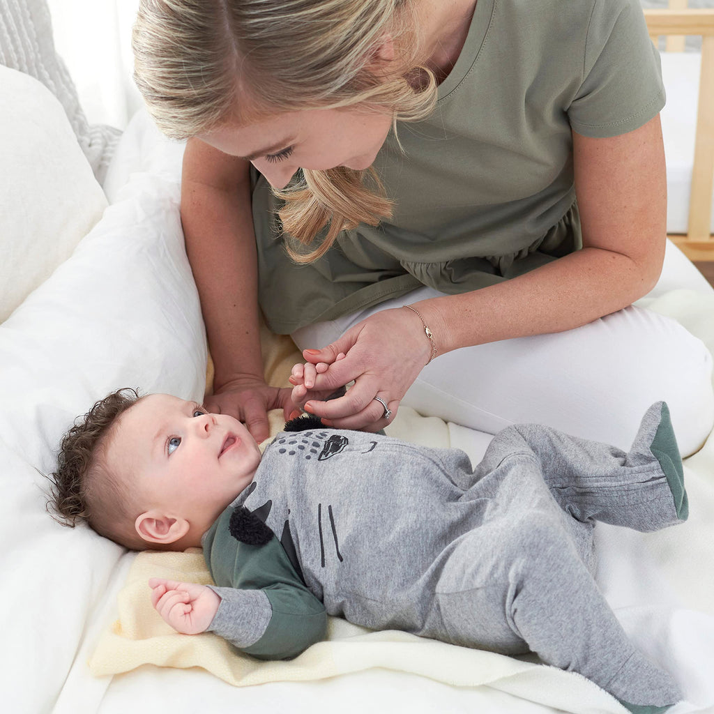 Gerber | Paquete 4 Pijamas Sleep N' Play con Pies Bebé Niño