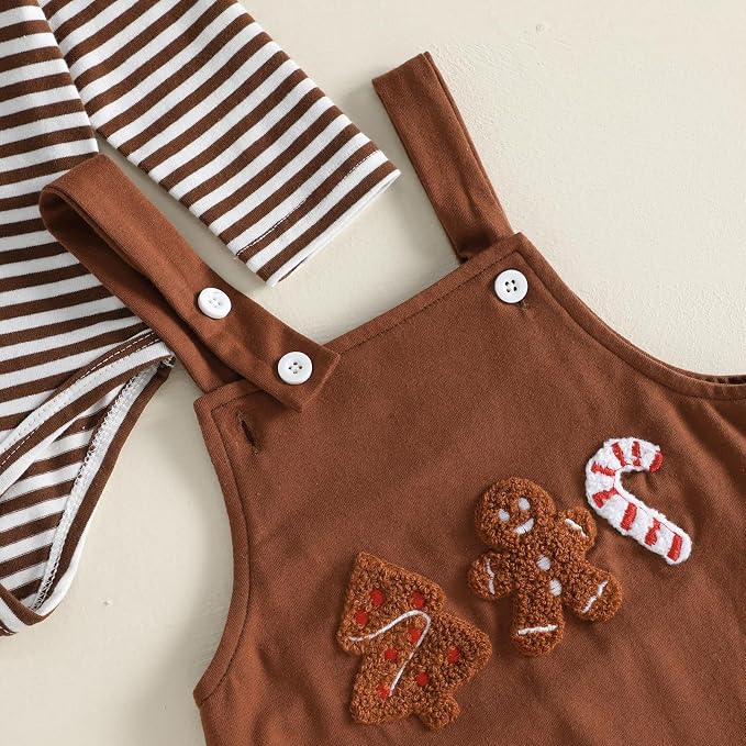 Gingerbread Cookie Newborn Set | Conjunto 3 Piezas Bebé — Body Rayas Café + Overol Café + Galleta de Jengibre + Gorro Nudo
