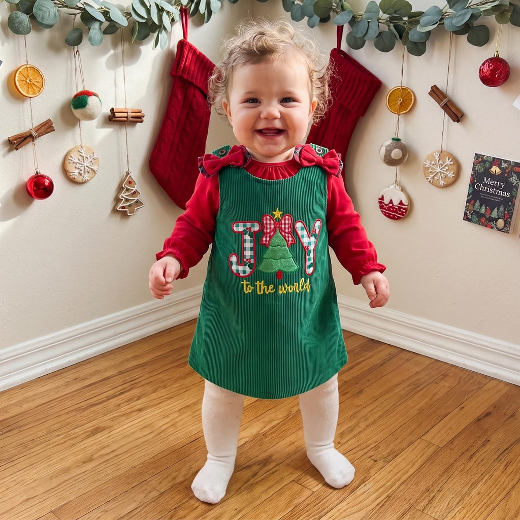 Joy to the World Girl Set | Conjunto 2 Piezas Niña — Blusa Roja Volantes + Vestido Pana Verde + JOY Bordado + Moños Cuadros