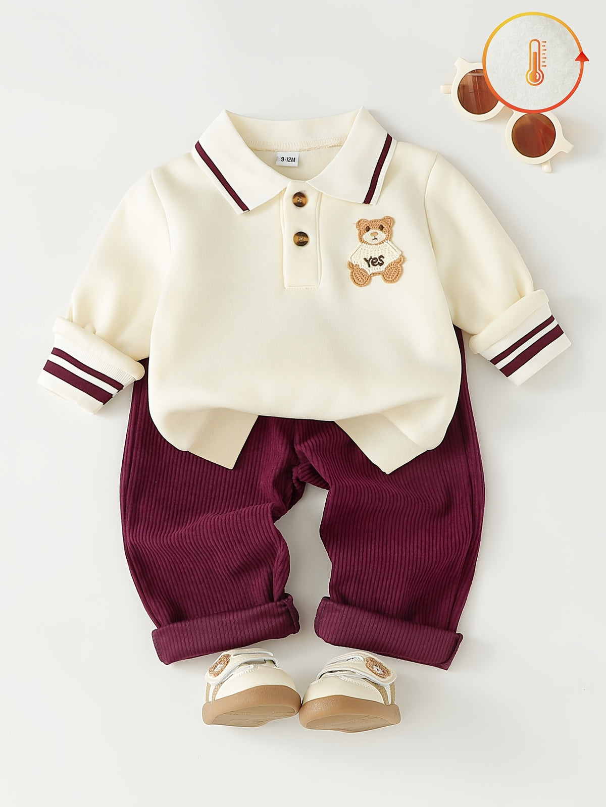 Conjunto de 2 Piezas "Preppy Bear" para Niño – Sudadera Polo Blanca con Parche de Oso y Pantalón de Pana Vino (Otoño/Invierno) (6M - 3Y)