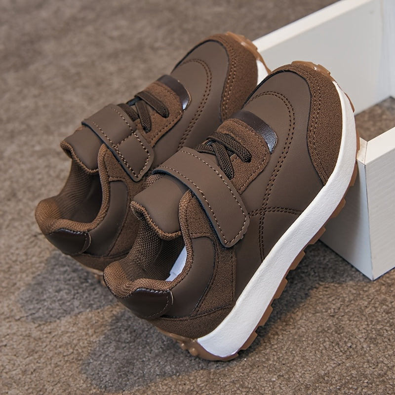 Zapatillas Deportivas Casuales para Niños en Color Marrón con Cierre de Contacto y Suela Antideslizante (Solo Talla 25, 27 y 30)