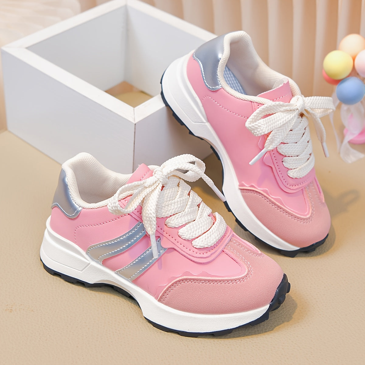 Zapatillas Deportivas Casuales para Niña con Rayas Rosas y Plateadas (Ligeras, Antideslizantes y de Uso Diario) (Talla 26 - 36)