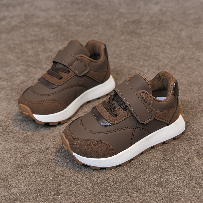 Zapatillas Deportivas Casuales para Niños en Color Marrón con Cierre de Contacto y Suela Antideslizante (Solo Talla 25, 27 y 30)