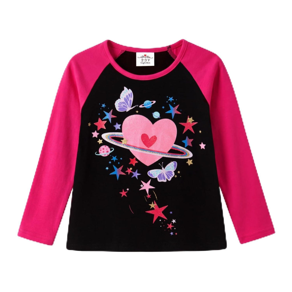 Top de manga larga negro tipo ragán con mangas rosa fucsia y estampado de corazón galáctico con estrellas y mariposas para niñas