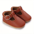 Zapatos Estilo Mary Jane para Bebé Niña en Color Marrón con Suela Blanda Antideslizante (Calzado Ligero de Cuna para Fiestas y Uso Diario) (Talla 19 - 21)