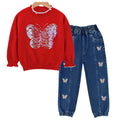 Conjunto 2 Piezas para Niña: Suéter Rojo Mariposa de Lentejuelas Plateadas y Jeans Jogger con Mariposas Bordadas
